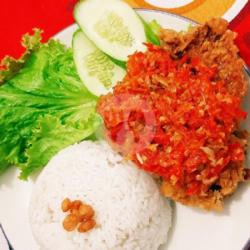 Ayam Geprek Sambal Krosak   Nasi