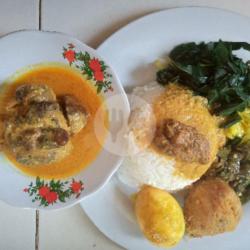 Nasi Ampela Gulai Perkedel Telor Bulet