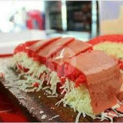 Red Velvet Keju Pisang