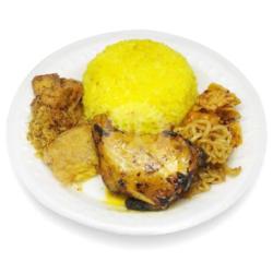 Nasi Kuning Ayam Bakar