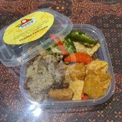 Gudeg Sayur Campur Krecek