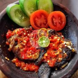 Tanpa Nasi Ikan Asap Penyet/pecak