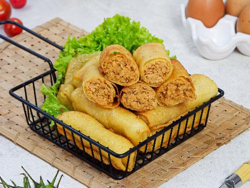 Amalia Cake and Bakery, Perjuangan