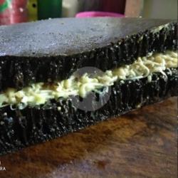 Keju Kacang Black Fores