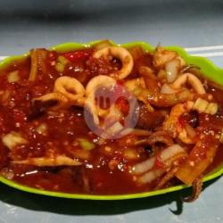 Cumi Asam Manis Pedas