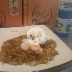 Kwetiauw Goreng/siram Seafood