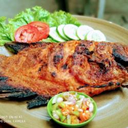 (live) Ikan Gurame Bakar Jimbaran