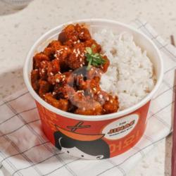 Spicy Gochujang Chicken With Rice