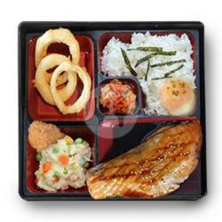 Bento Grilled Fresh Salmon