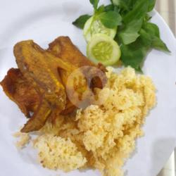 Ayam Goreng Kuning Kremes (dada)