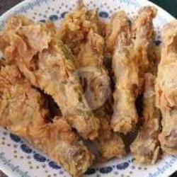 Ceker Goreng Tepung