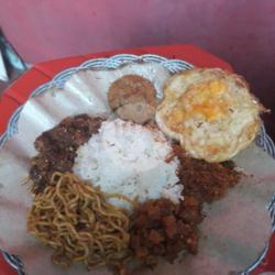 Nasi Campur Telor Bergedel