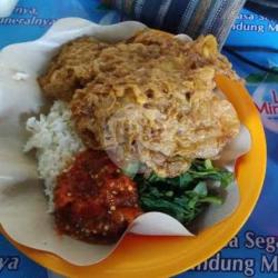 Sego Tempong Telur Dadar