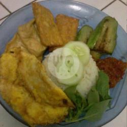 Nasi Sambel Uleg Telor