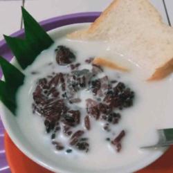 Bubur Ketan Itam Hangat