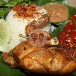 Dada Goreng   Nasi Uduk