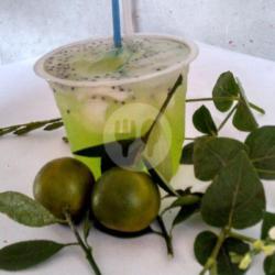 Es Kelapa   Sirup Melon   Selasih