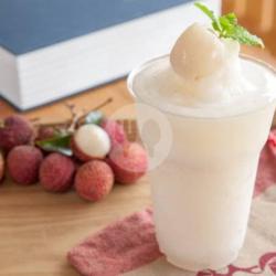 Lychee Milkshake