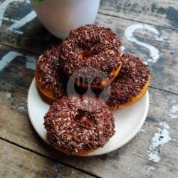 Donat Mesis Coklat