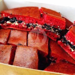 Martabak Redvelvet Coklat Susu