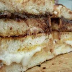 Roti Bakar Hazelnut Tiramisu Crunchy