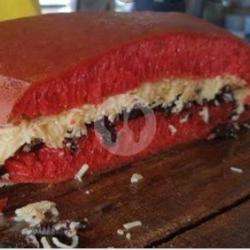 Red Velvet Keju Kacang Coklat Wijen Susu