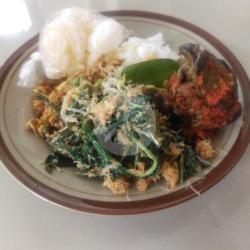 Nasi Urap Ati Ampela Sambal