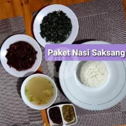 Paket Nasi Saksang