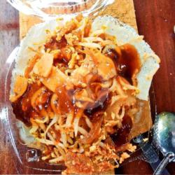 Lumpia Basah .telor Baso Sosis