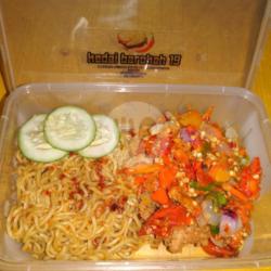 Mie Goreng Ayam Geprek