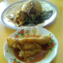 Nasi Kikil/koyor Bungkus