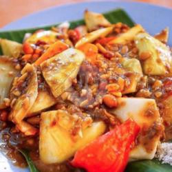 Rujak Ulek Buah Asam