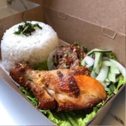 Ricebox Ayam Ketumbar Sambal Pecak