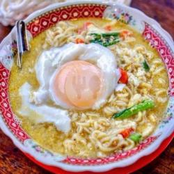 Indomie Ayam Bawang   Telur