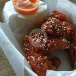 Spicy Honey Chicken Wings