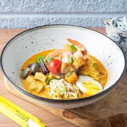 Singapore Seafood Curry Laksa