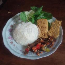 Nasi   Belut Penyet Sambal Bawang