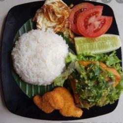 Nasi Ayam Sambal Ijo