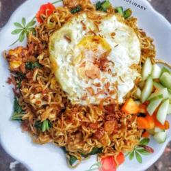 Mie Goreng Kriuk Pedas