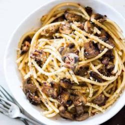 Aglio Olio Mushroom (spicy)