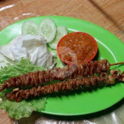 Sate Usus Goreng