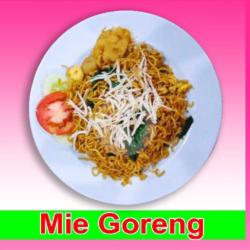 Mie Atom Goreng