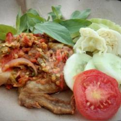 Ayam Penyet Sambel Geprek   Nasi   Lalapan