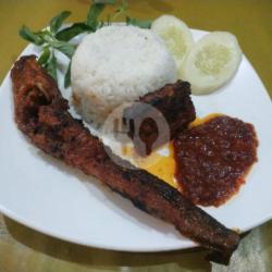 Lele Bakar Pedas/manis  Telor Bakar   Tempe   Nasi