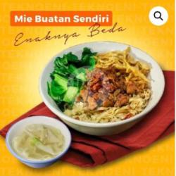 Mie Ayam Pangsit Bakso Telor