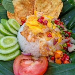 Nasi Telok Ceplok   Lalap   Sayur