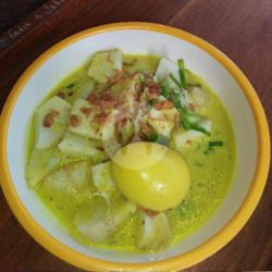 Lontong Opor Telor