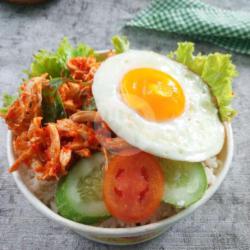 Nasi Ayam Suwir Rica-rica Plus Telor