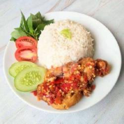 Nasi Ayam Geprek Free Air Mineral