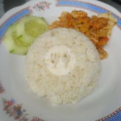 Nasi Ayam Ambyar